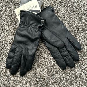 Ladies Black Leather Gloves size L NWT